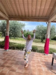 creative soul journeys italy retreat woman dancing